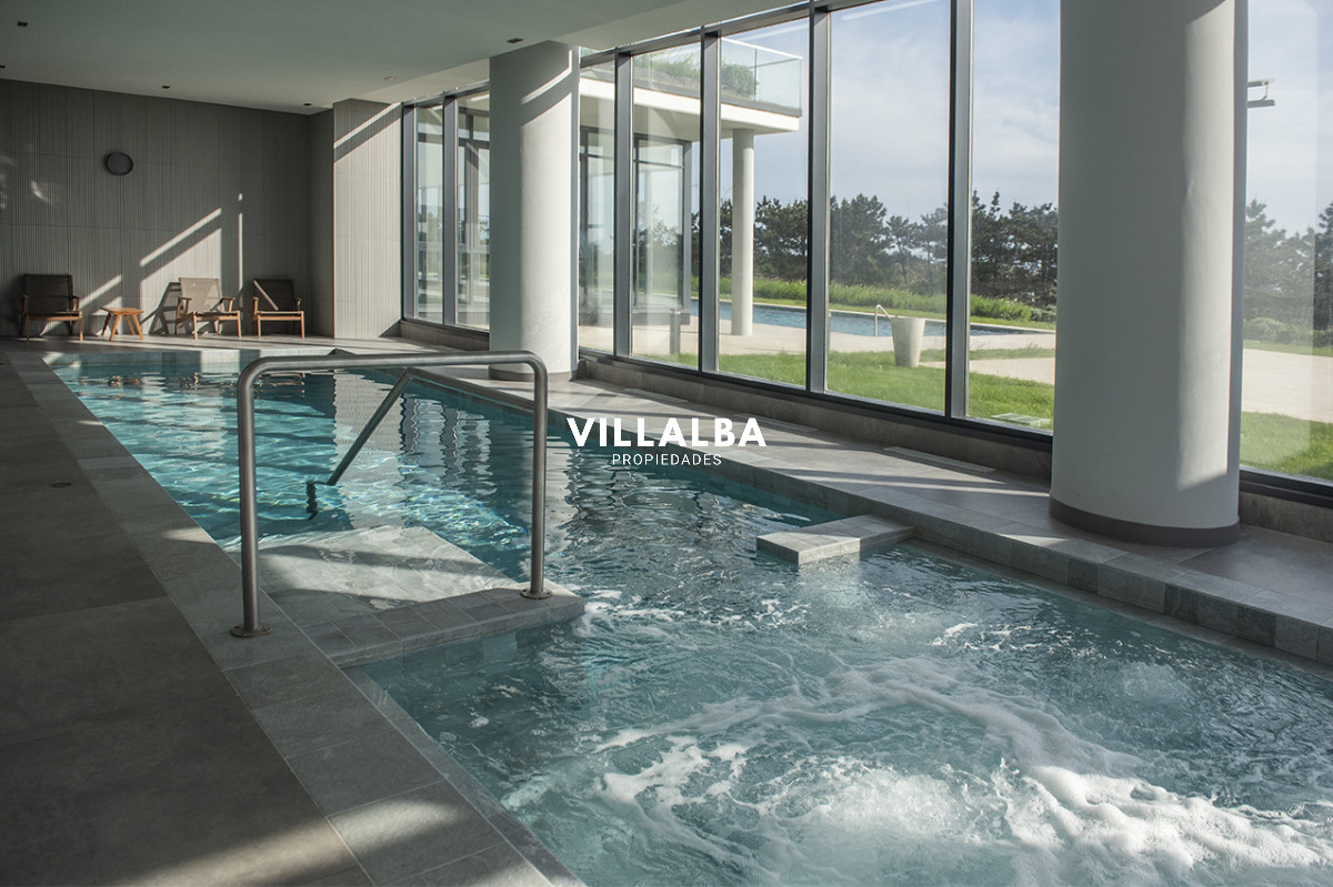 Apartamento ID.4017 - Gran oportunidad, departamento frente al mar con vista a la bahia en venta. Torre Venetian.