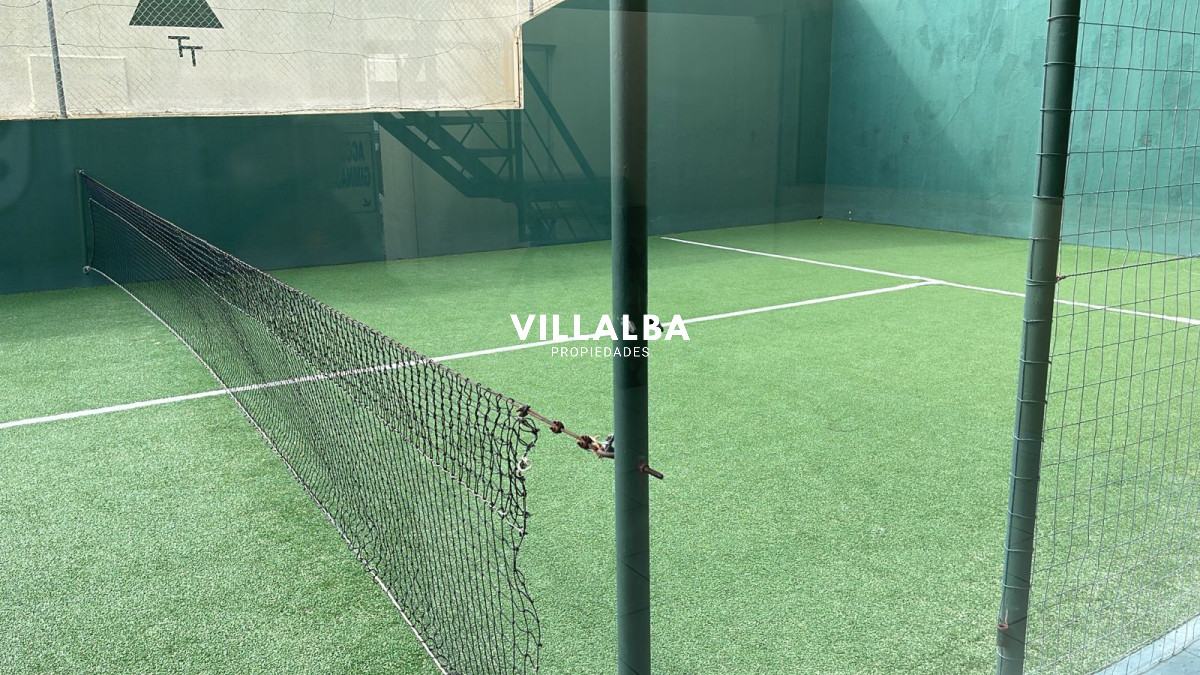 Apartamento ID.4122 - Vende apartamento de 2 dormitorios en Brava Punta del Este