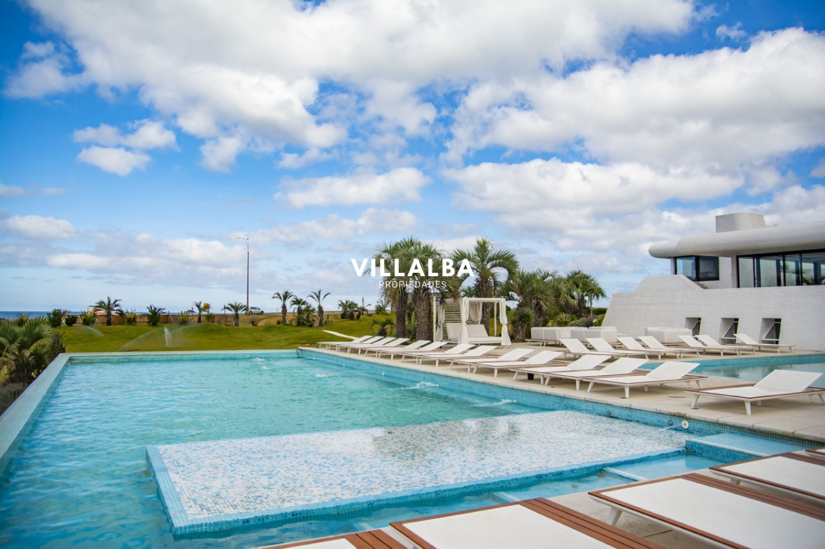 Apartamento ID.3358 - Vende apartamento con vista al mar de 3 suites, en Mansa- Punta del Este.