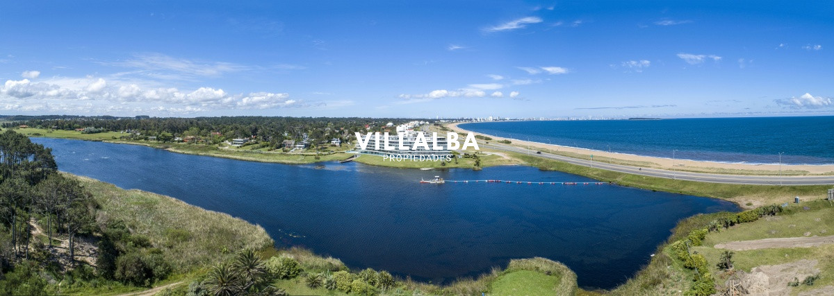 Apartamento ID.3358 - Vende apartamento con vista al mar de 3 suites, en Mansa- Punta del Este.