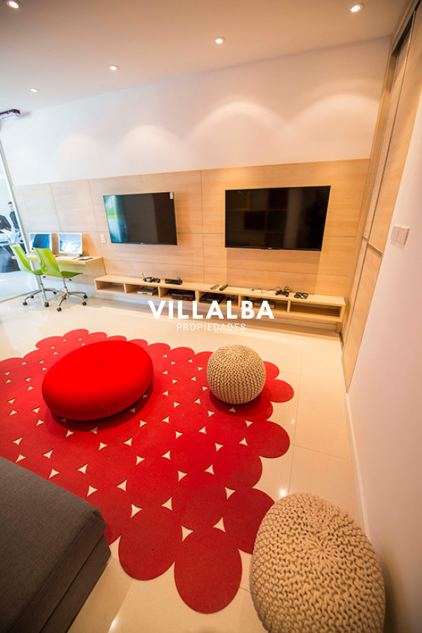 Apartamento ID.3666 - Espectacular departamento duplex a pasos del mar . 3 dormitorios en venta