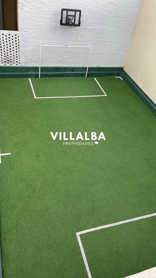 Apartamento ID.4122 - Vende apartamento de 2 dormitorios en Brava Punta del Este