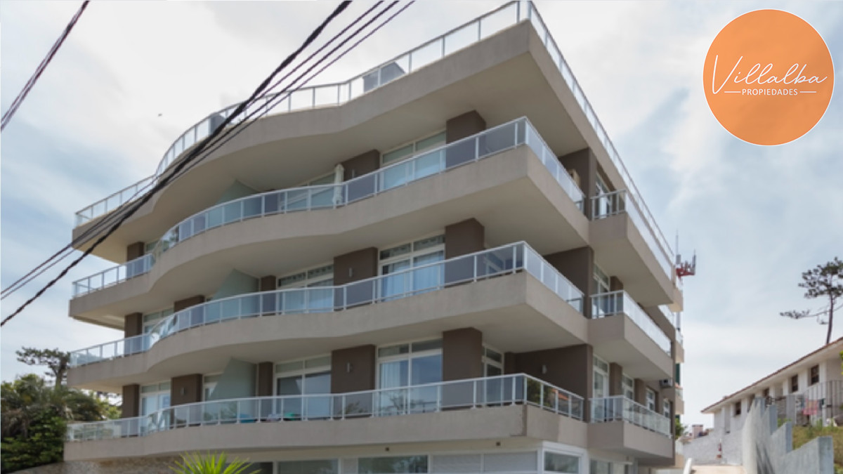 Apartamento ID.3309 - Vende apartamento en playa mansa de 1 dormitorio con parrillero, Punta del Este 