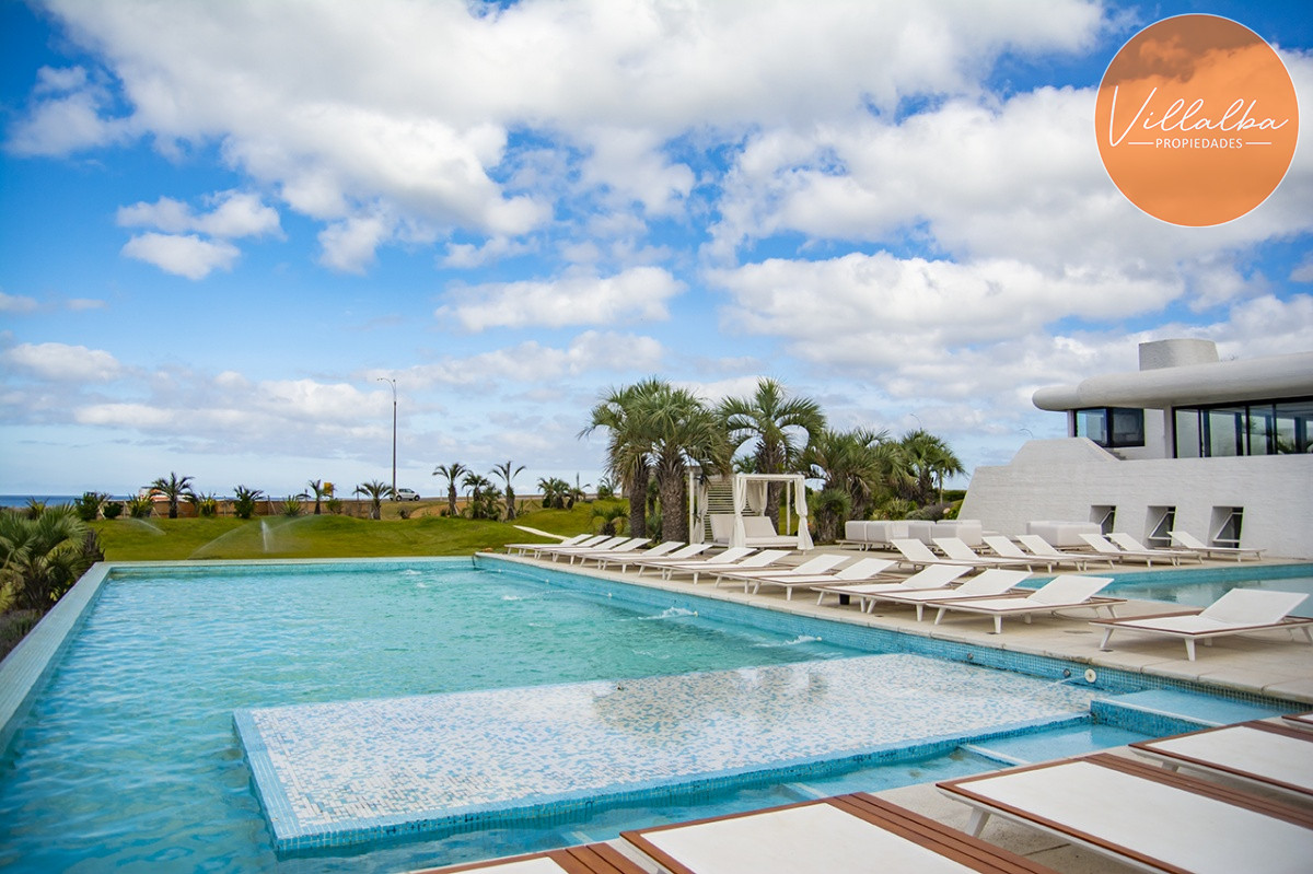 Apartamento ID.3358 - Vende apartamento con vista al mar de 3 suites, en Mansa- Punta del Este.