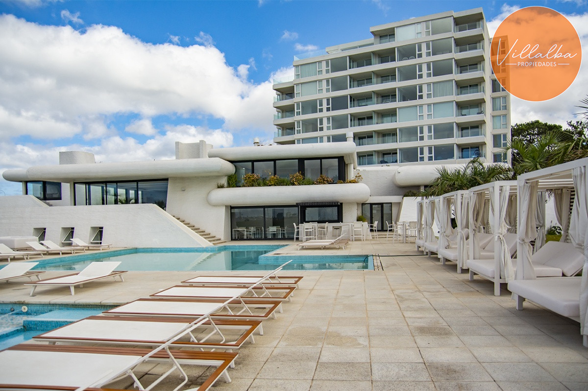 Apartamento ID.3358 - Vende apartamento con vista al mar de 3 suites, en Mansa- Punta del Este.