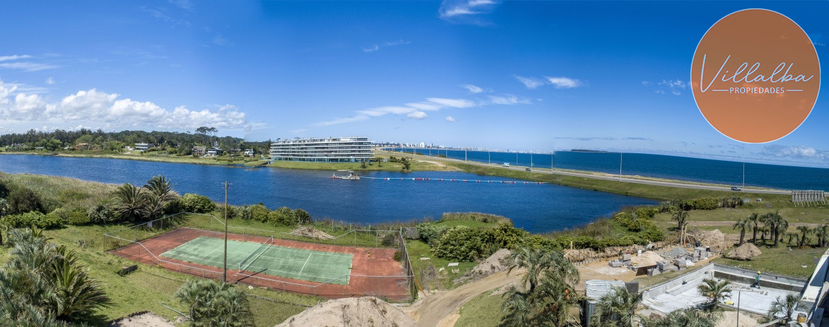 Apartamento ID.3358 - Vende apartamento con vista al mar de 3 suites, en Mansa- Punta del Este.