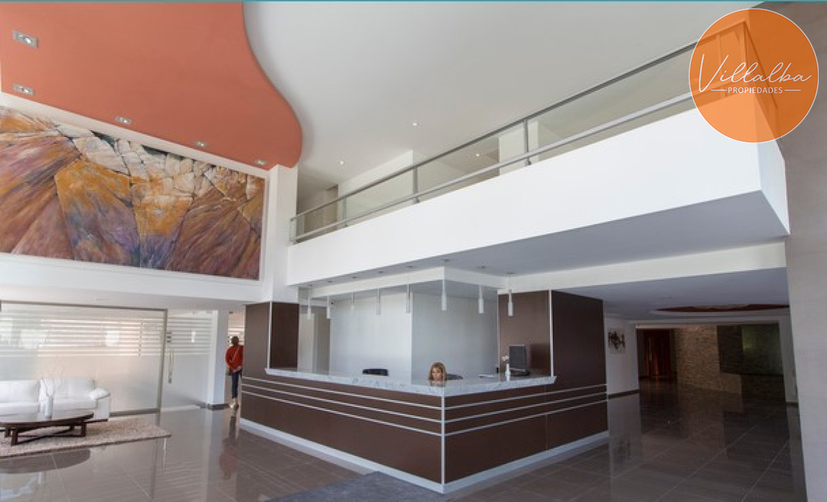 Apartamento ID.3468 - Vende apartamento de 2 dormitorios en Stradivarius, Punta del Este