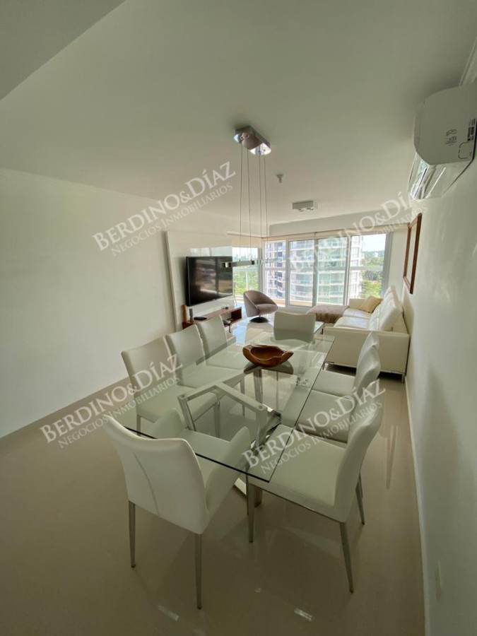 Apartamento ID.1456 - Apartamento en venta Playa Mansa