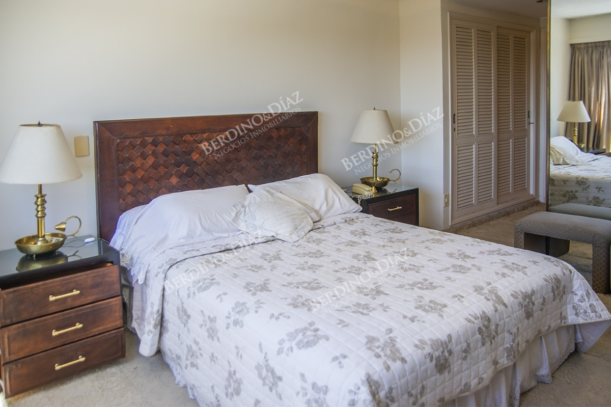 Apartamento ID.2790 -  Edificio Tunquelen II, 3 dormitorios mas servicio, playa mansa 