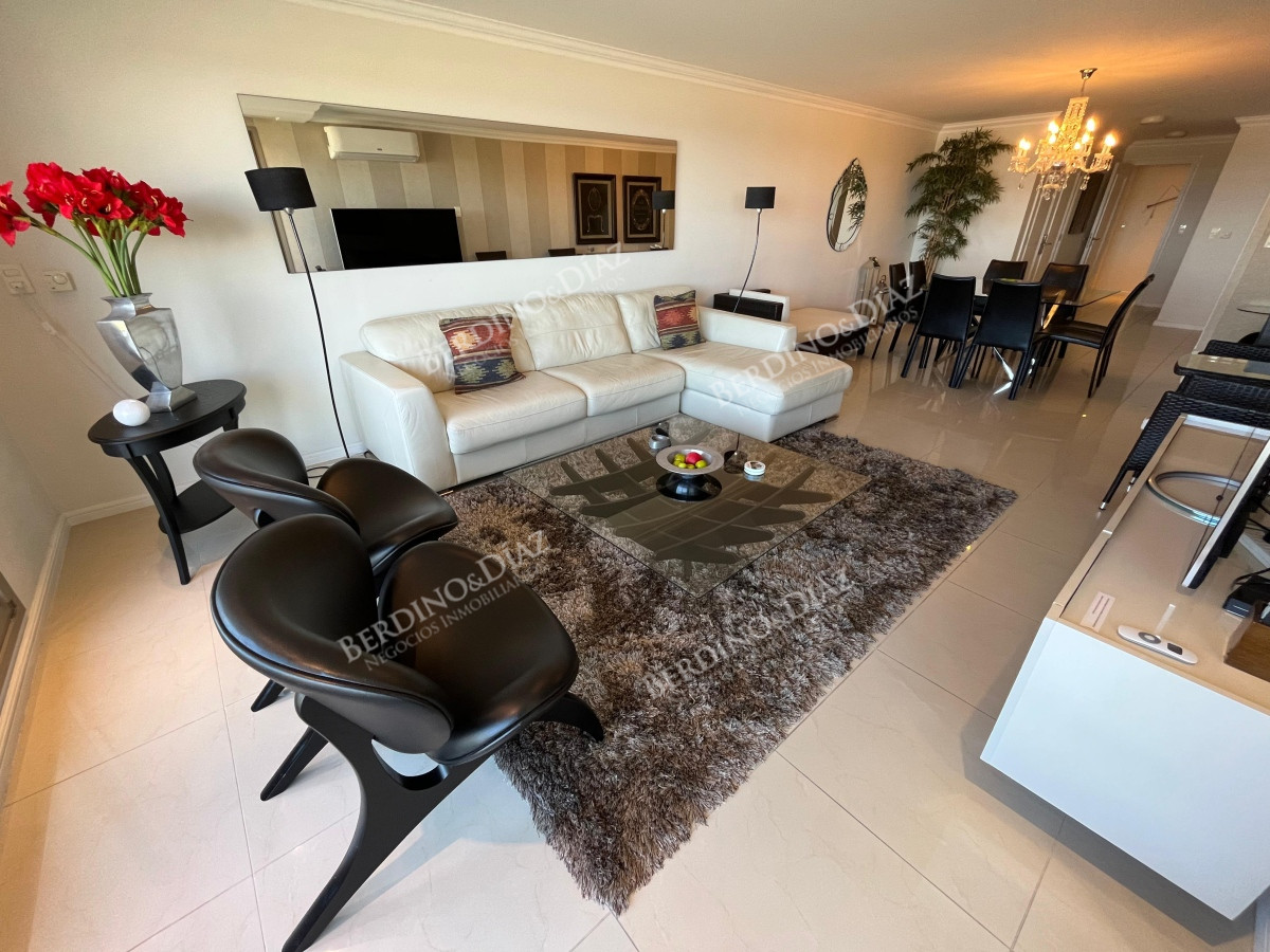 Apartamento ID.1035 - Apartamento en Imperiale en la Torre frente al mar