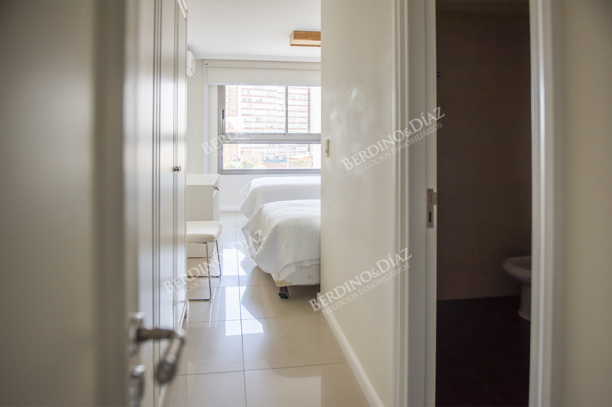 Apartamento ID.2477 - Apartamento en Brava, Torre Imperiale - Punta del Este