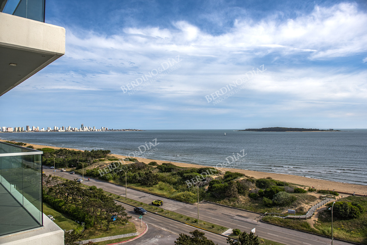 Apartamento ID.2724 - Espectacular departamento de 3  dormitorios en Ventian Playa Mansa.