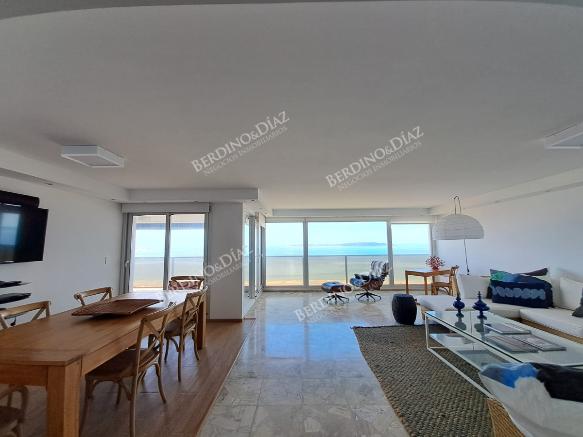 Apartamento ID.1851 - Departamento en venta con amplios ambientes, en el edificio Tequendama