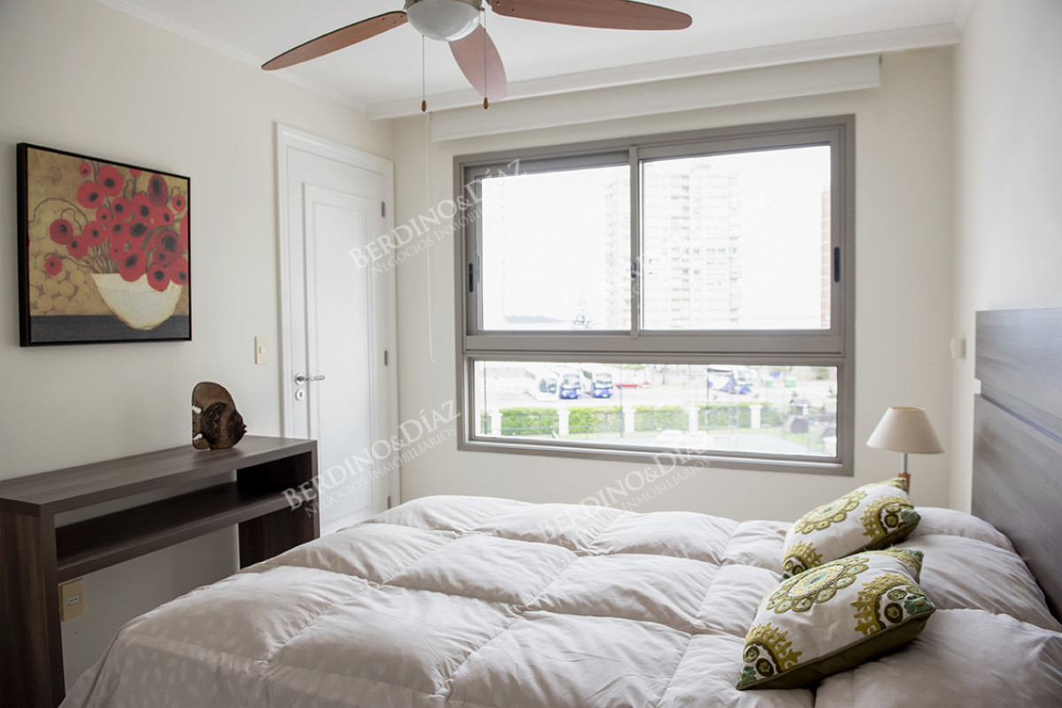 Apartamento ID.1035 - Apartamento en Imperiale en la Torre frente al mar