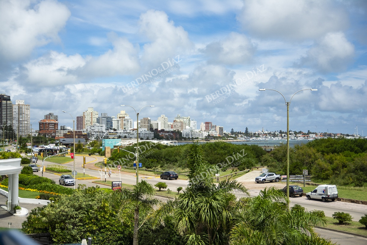 Apartamento ID.2468 - Hermoso Departamentocon agradable vista.