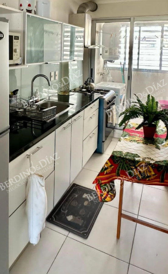 Apartamento ID.2759 - Se vende excelente apartamento con vista inigualable en Roosevelt, Punta del Este, de 2 dormitorios.
