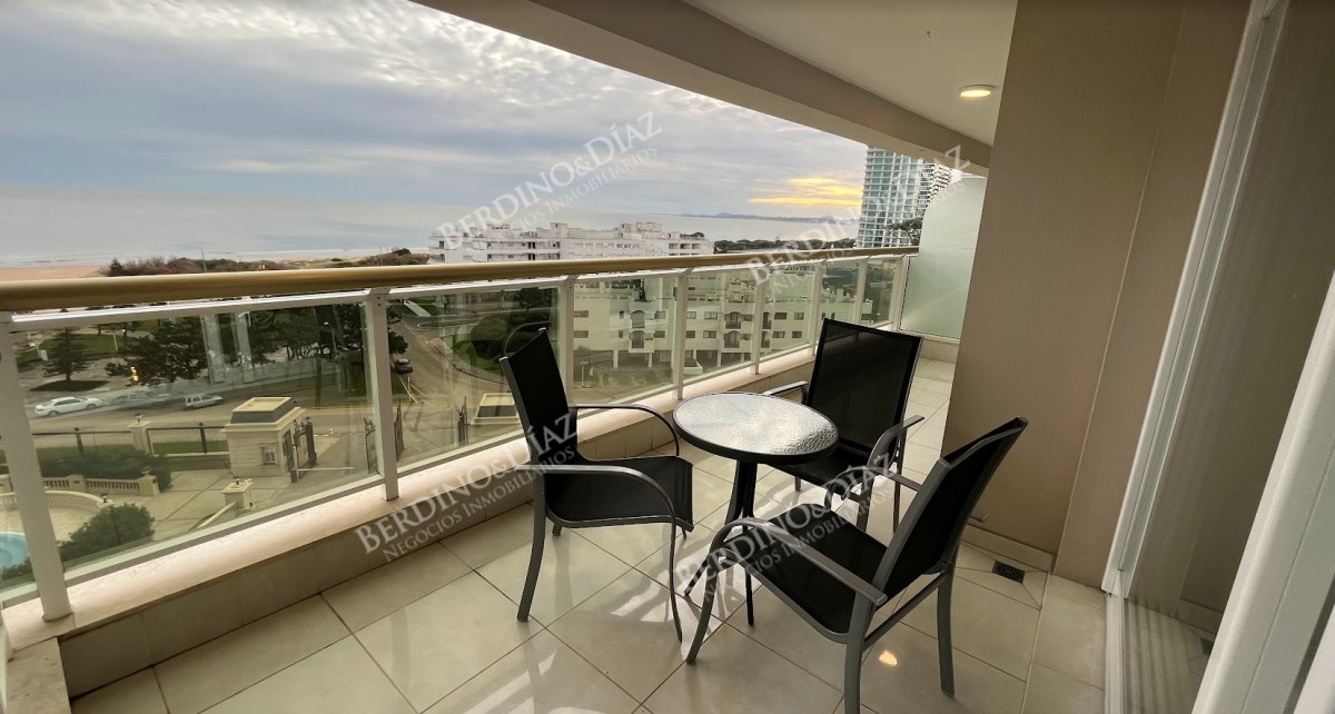 Apartamento ID.2745 - Departamento de 2 dormitorios en venta en Le Jardin, Punta del Este