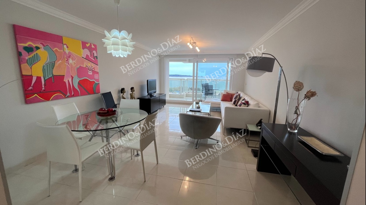 Apartamento ID.2745 - Departamento de 2 dormitorios en venta en Le Jardin, Punta del Este