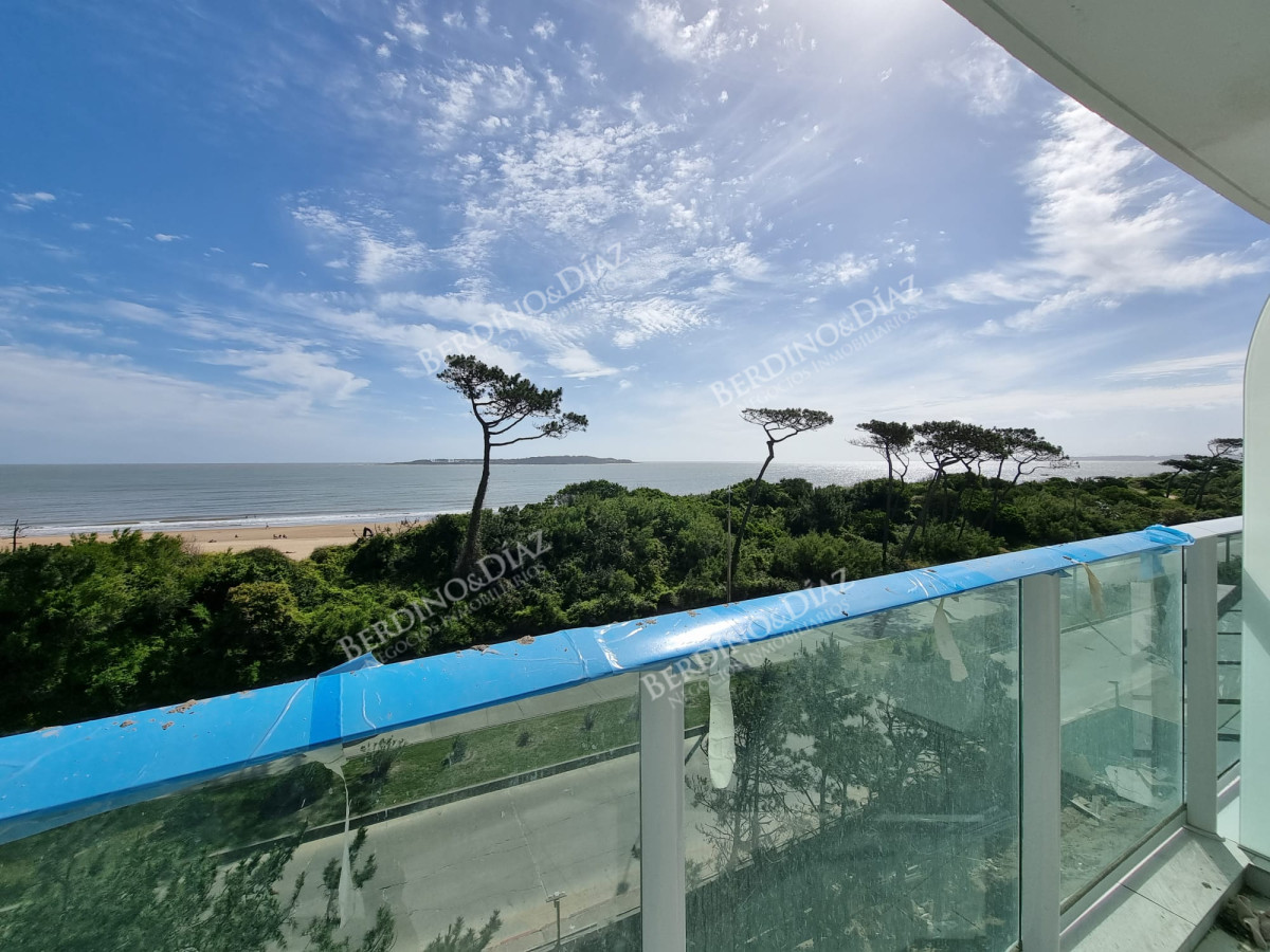 Apartamento ID.1299 - Departamento Hermoso en venta en torre de categoria.