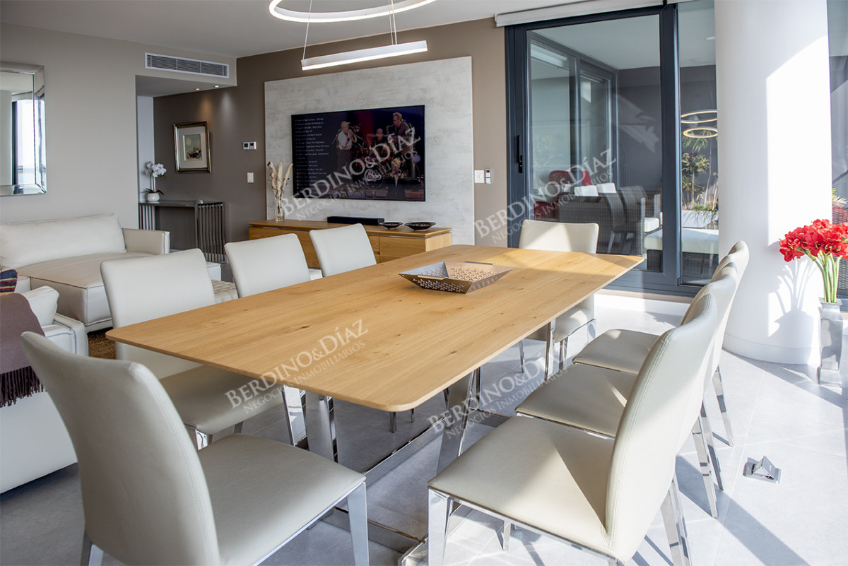 Apartamento ID.2724 - Espectacular departamento de 3  dormitorios en Ventian Playa Mansa.