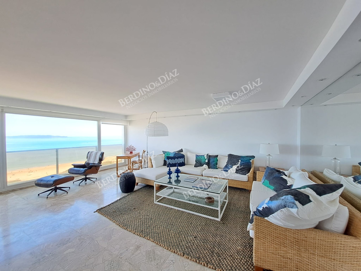 Apartamento ID.1851 - Departamento en venta con amplios ambientes, en el edificio Tequendama