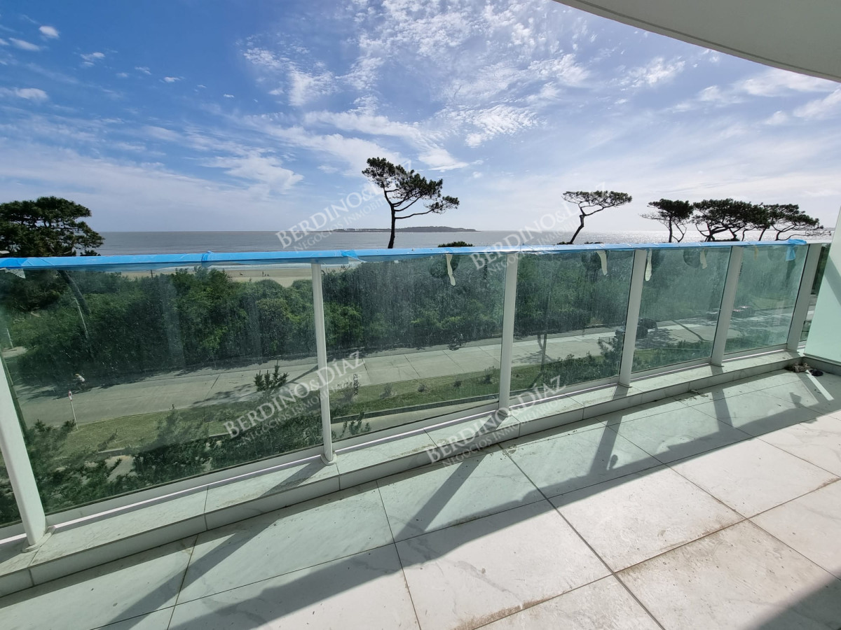 Apartamento ID.1299 - Departamento Hermoso en venta en torre de categoria.