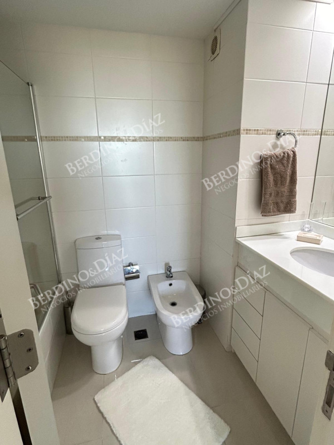 Apartamento ID.2905 - Departamento en venta, 2 dormitorios, Roosevelt, Punta del Este.