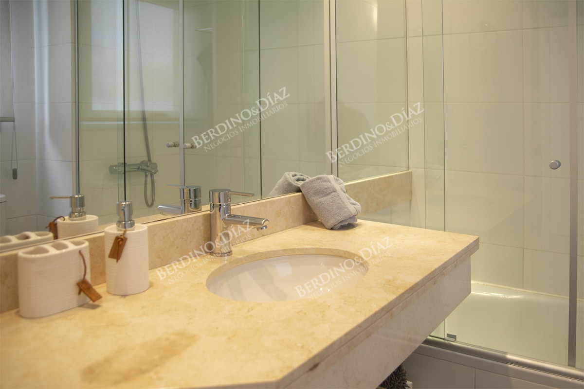 Apartamento ID.3030 - Departamento de 3 dormitorios en piso alto, Quartier del Mar, en venta.