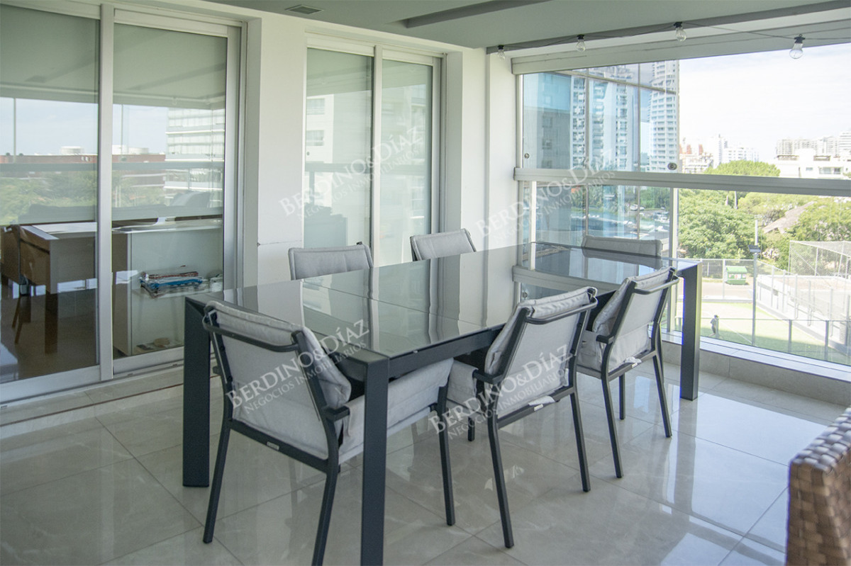 Apartamento ID.2475 - Vende departamento Playa  Mansa de 3 dormitorios parrillero