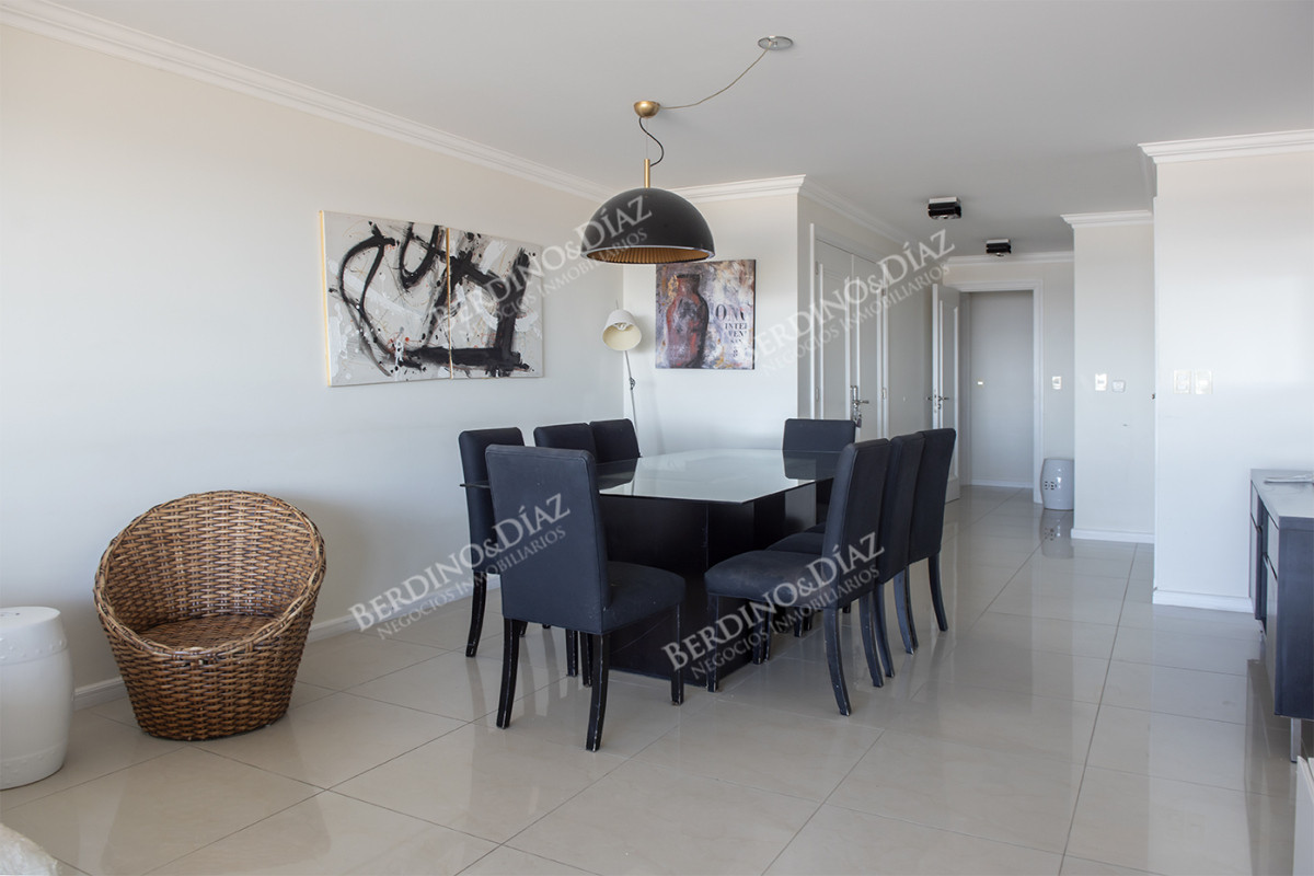 Apartamento ID.2477 - Apartamento en Brava, Torre Imperiale - Punta del Este
