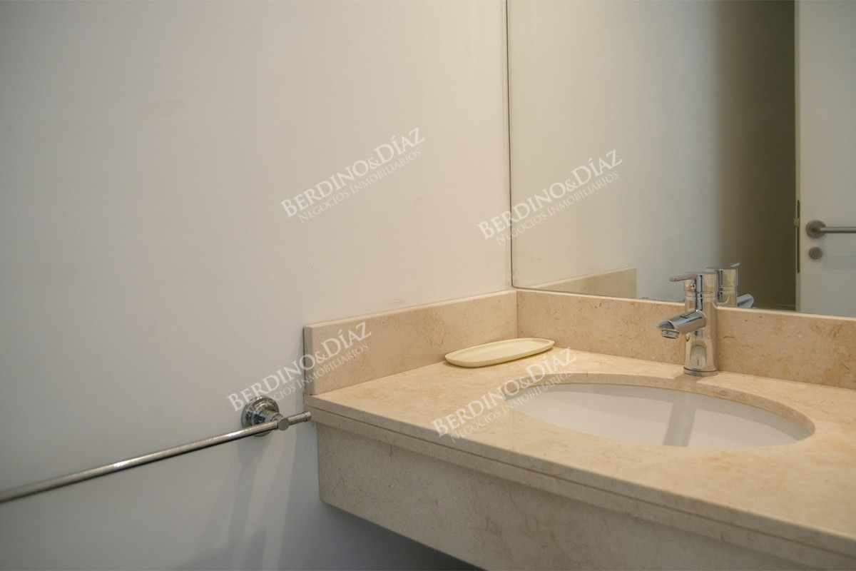 Apartamento ID.3030 - Departamento de 3 dormitorios en piso alto, Quartier del Mar, en venta.
