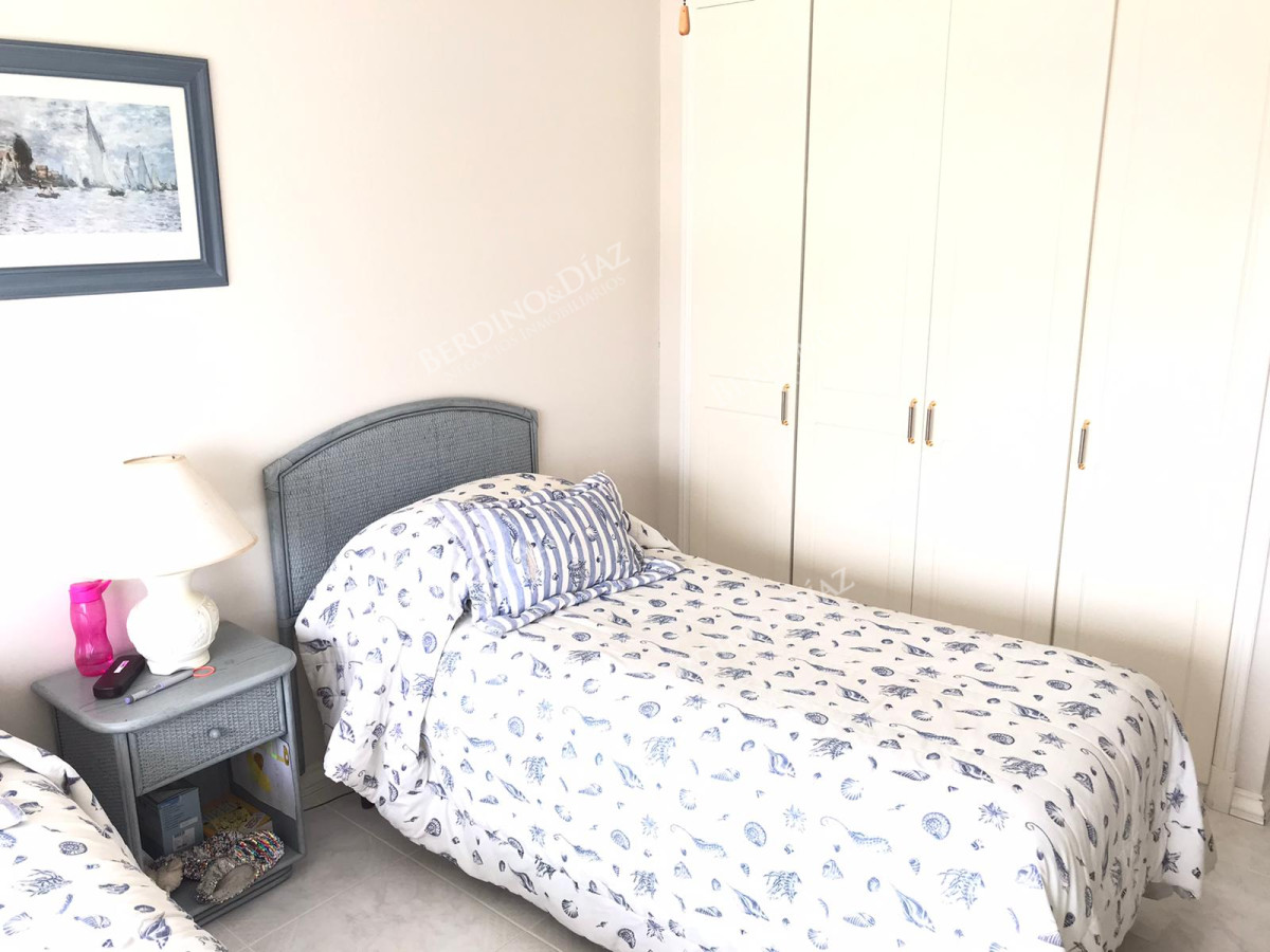 Apartamento ID.1295 - Apartamento esquinero en Playa Mansa
