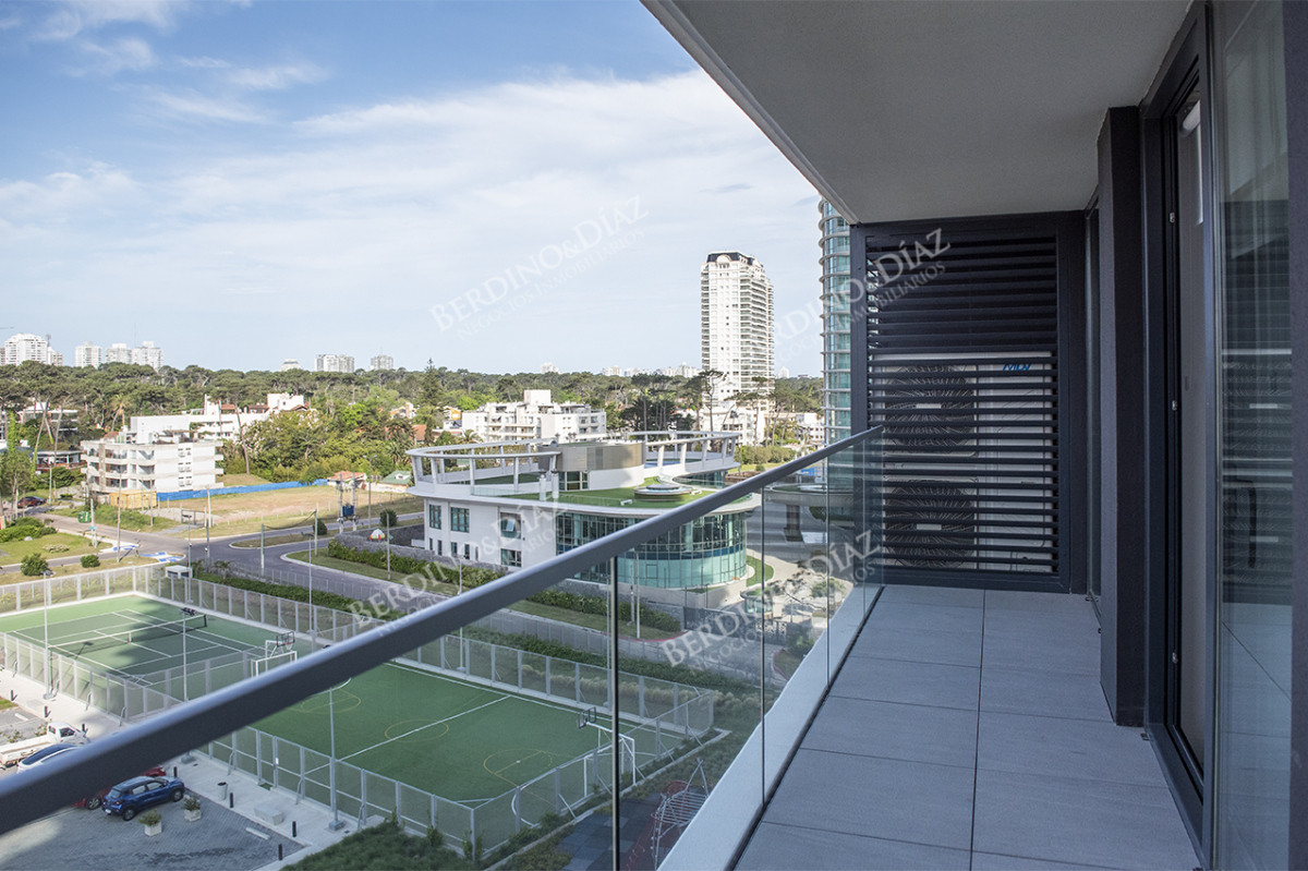 Apartamento ID.2724 - Espectacular departamento de 3  dormitorios en Ventian Playa Mansa.