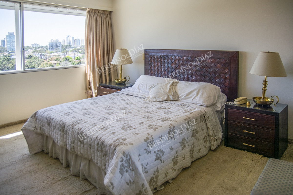 Apartamento ID.2790 -  Edificio Tunquelen II, 3 dormitorios mas servicio, playa mansa 