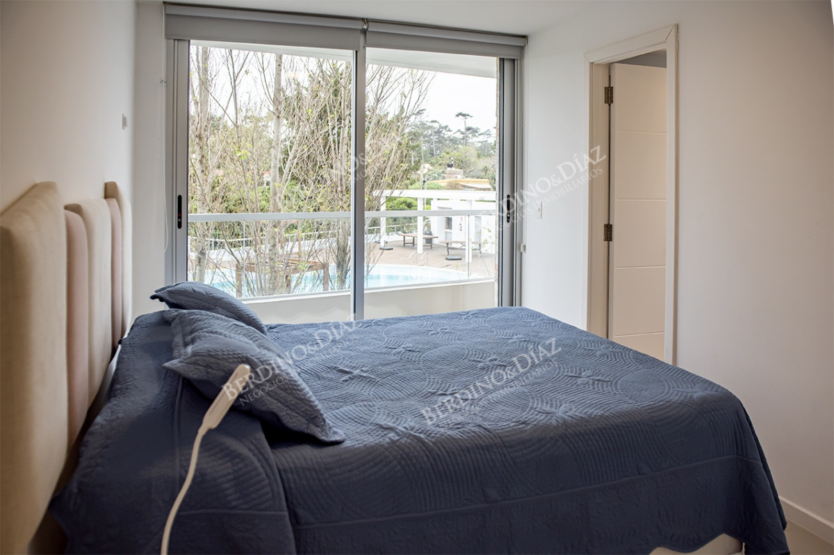 Apartamento ID.2463 - Departamento 3 dormitorios en venta. Oportunidad en Playa Mansa