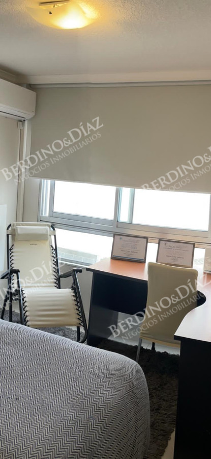 Apartamento ID.2759 - Se vende excelente apartamento con vista inigualable en Roosevelt, Punta del Este, de 2 dormitorios.