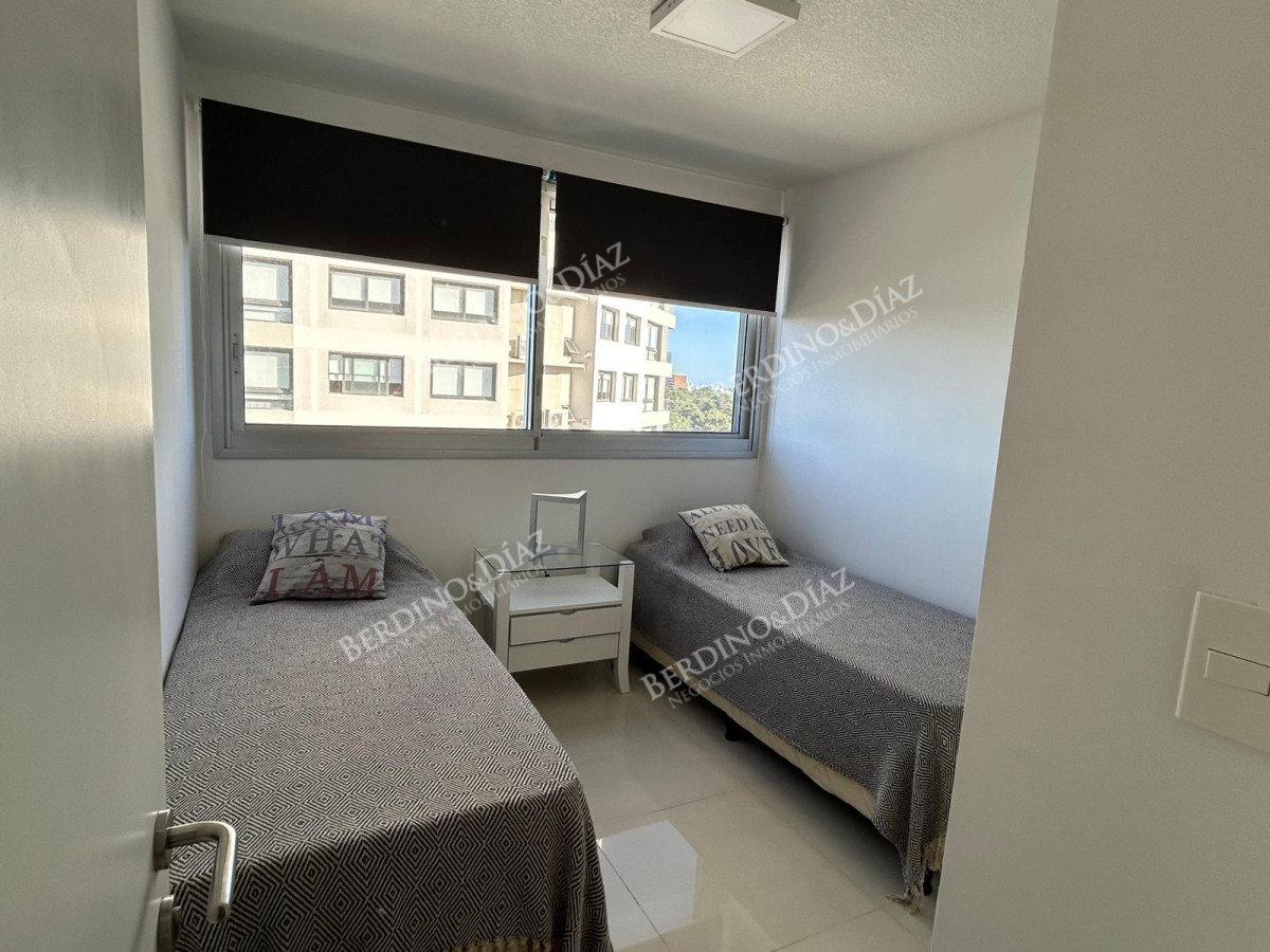 Apartamento ID.2905 - Departamento en venta, 2 dormitorios, Roosevelt, Punta del Este.