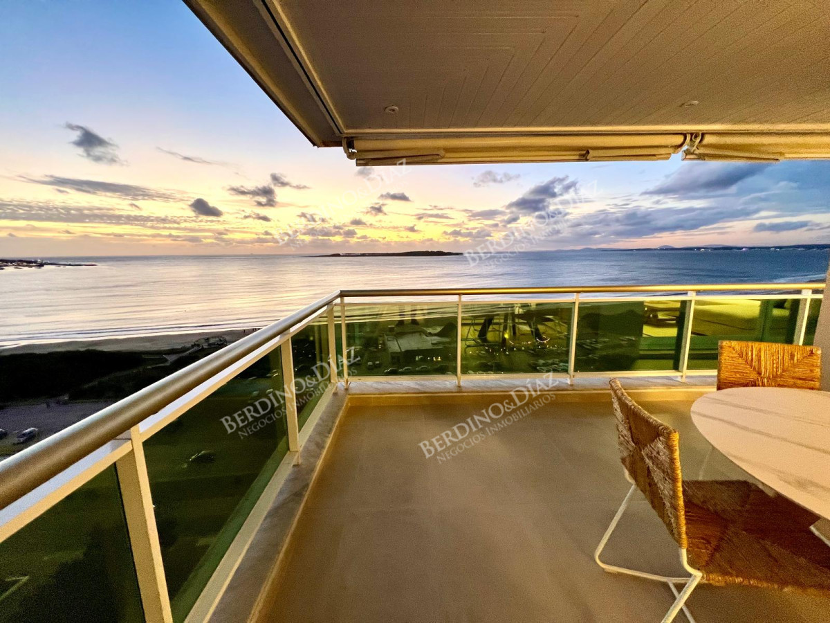Apartamento ID.1301 - Apartamento a la venta en primera linea en CORAL TOWER