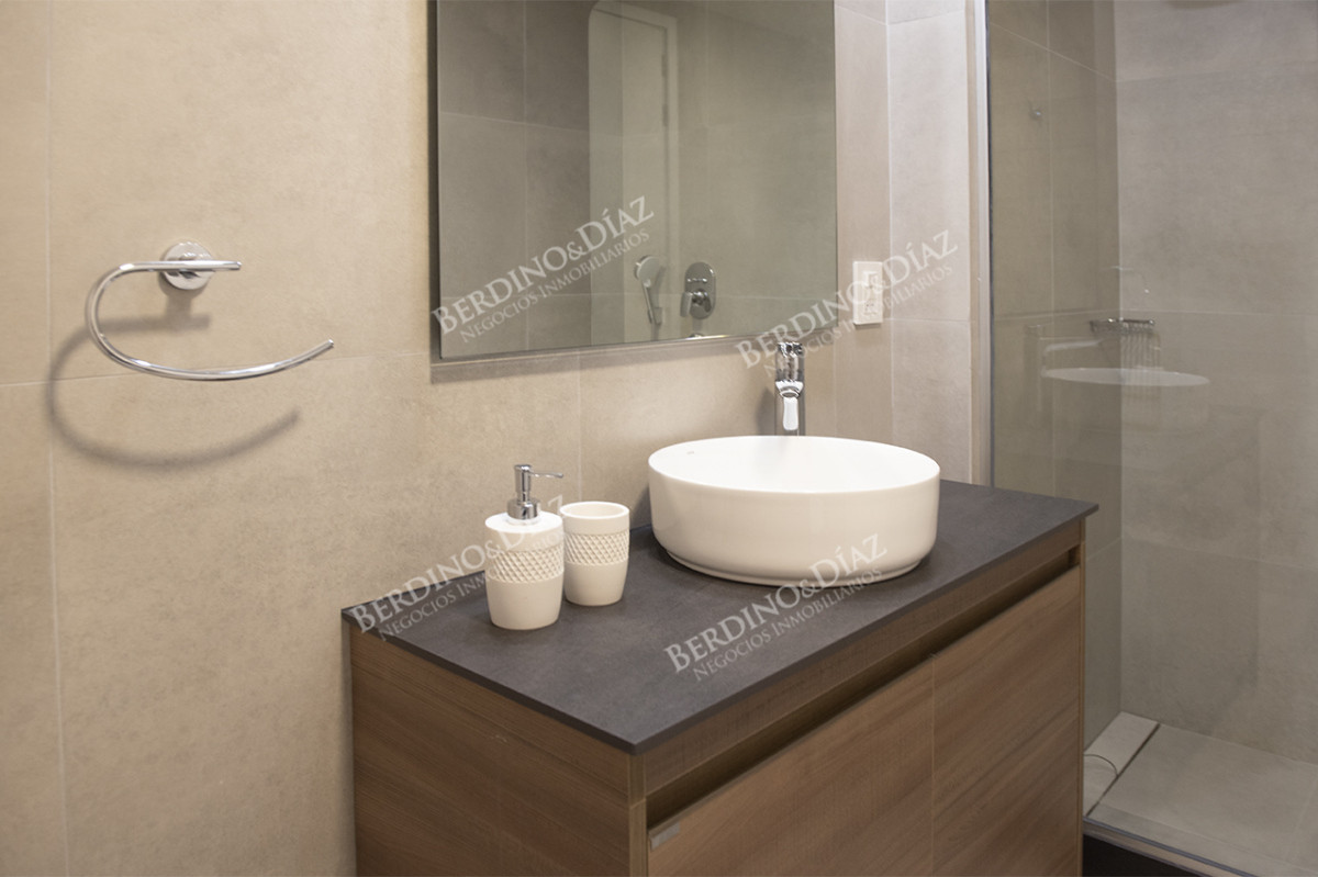 Apartamento ID.2724 - Espectacular departamento de 3  dormitorios en Ventian Playa Mansa.