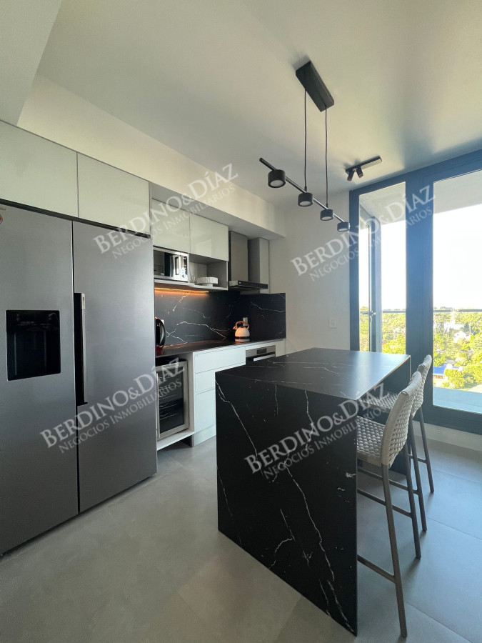 Apartamento ID.2545 - VENETIAN en venta de 3 dormitorios en suite Punta del Este