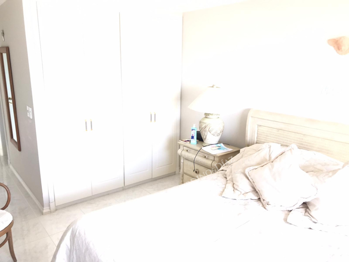 Apartamento ID.1295 - Apartamento esquinero en Playa Mansa