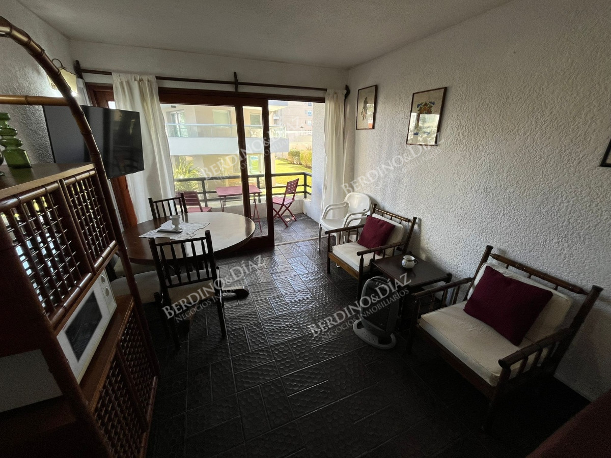 Apartamento ID.2796 - Apartamento de 1 dormitorio, con parrillero en balcon, Roosevelt Punta del Este