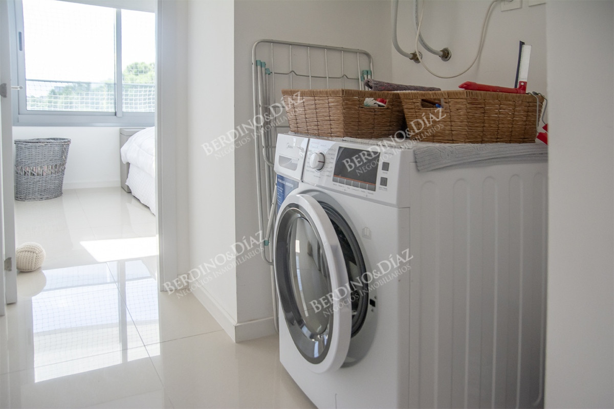 Apartamento ID.2688 - Apartamento en venta en Torre esmeralda de 3 dormitorios , en Punta del Este
