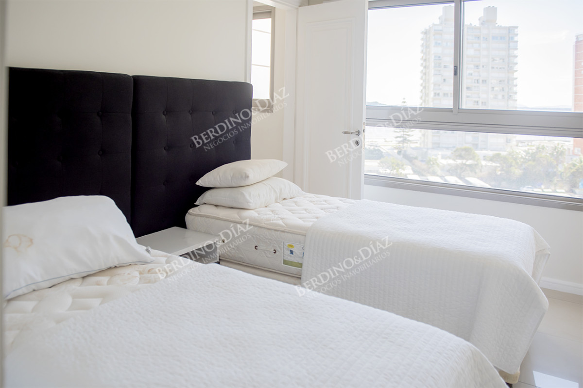 Apartamento ID.2477 - Apartamento en Brava, Torre Imperiale - Punta del Este