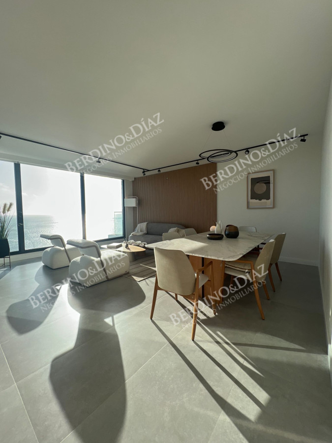 Apartamento ID.2545 - VENETIAN en venta de 3 dormitorios en suite Punta del Este