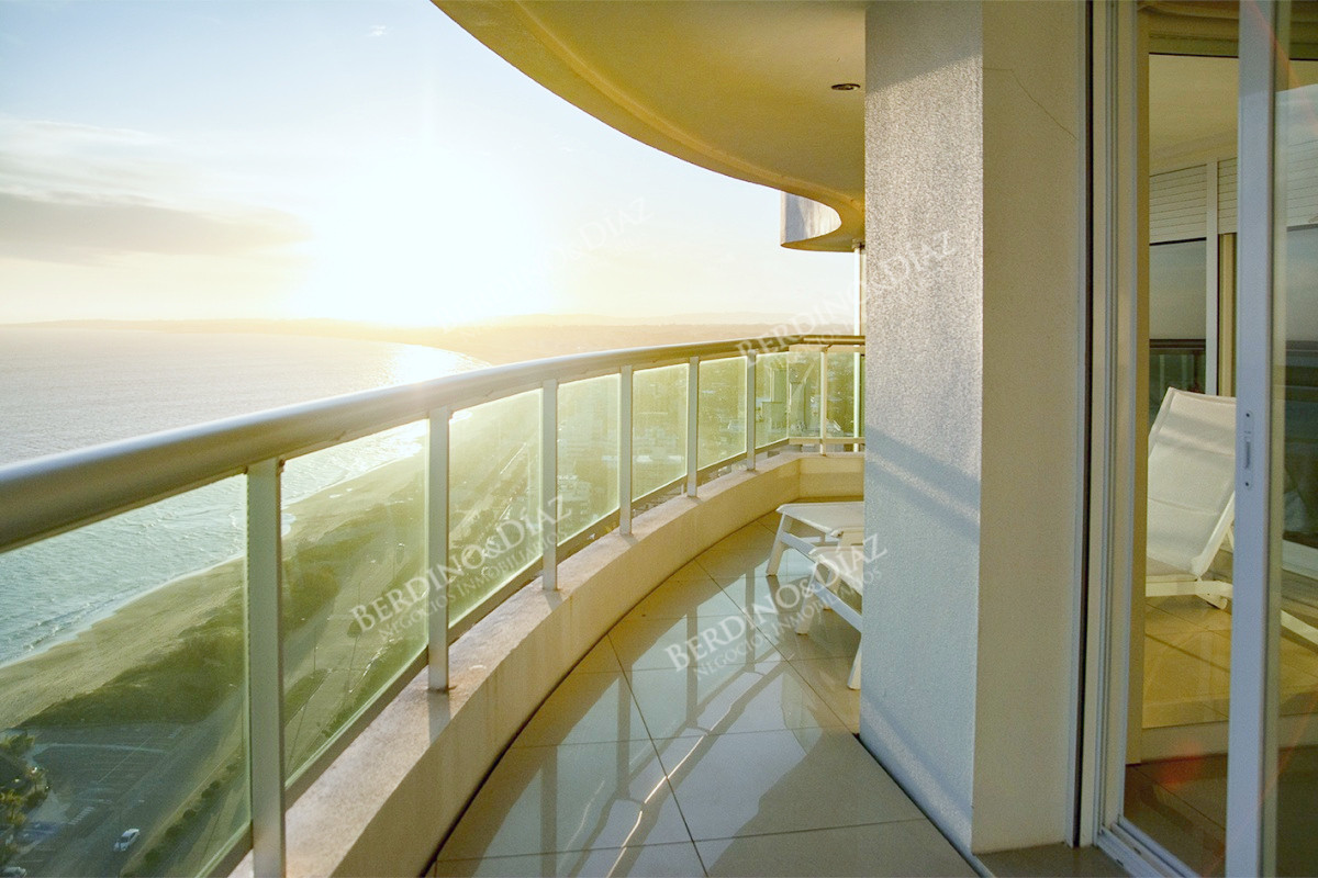 Apartamento ID.2507 - Pent-house en Primera Linea edificio Aquarela