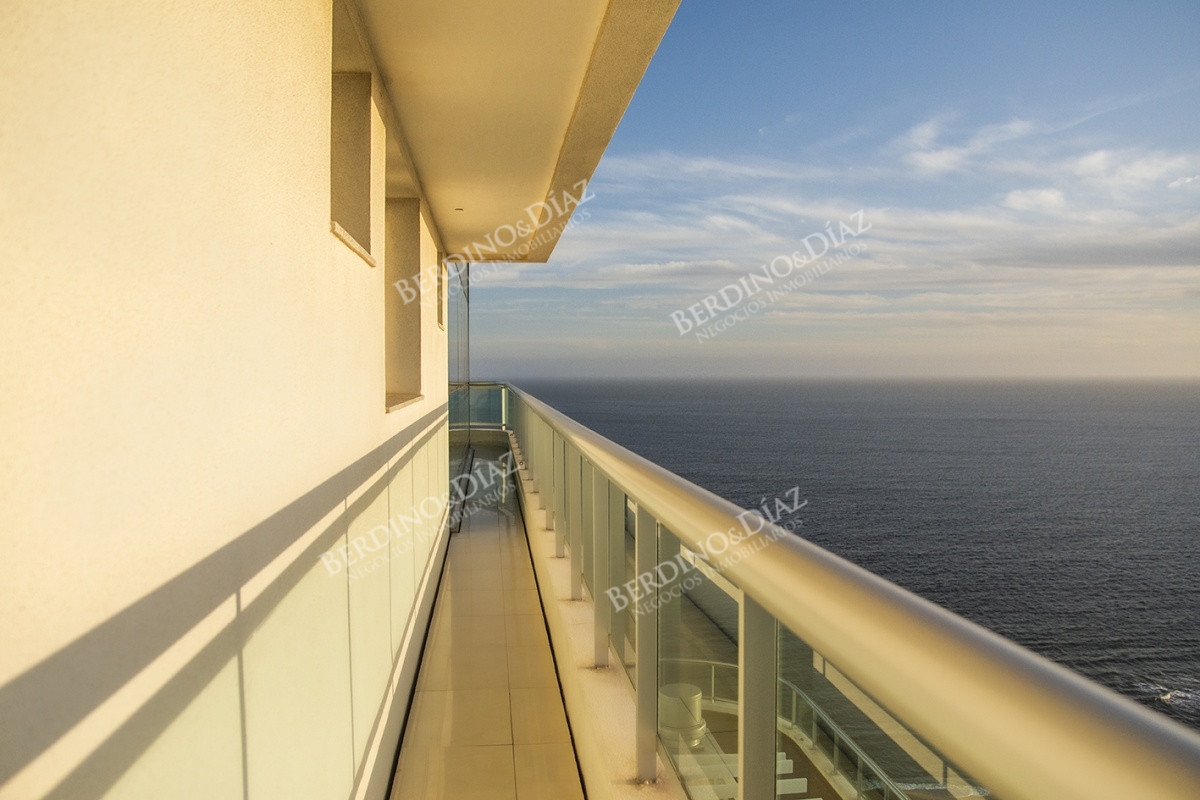 Apartamento ID.2507 - Pent-house en Primera Linea edificio Aquarela