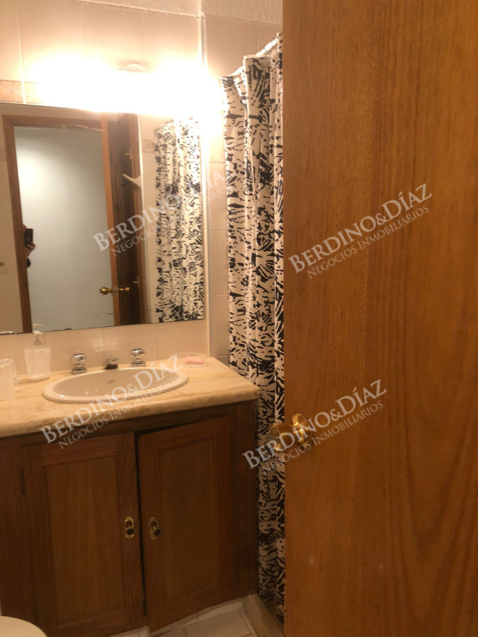 Apartamento ID.1431 - apartamento  para comprar  en primera línea financiado, con vista frontal al mar. Punta del Este.