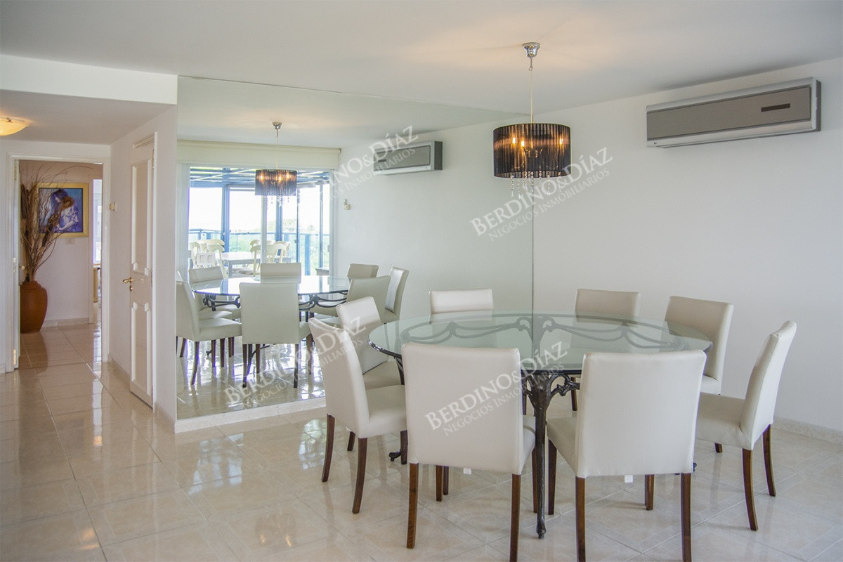 Apartamento ID.2468 - Hermoso Departamentocon agradable vista.