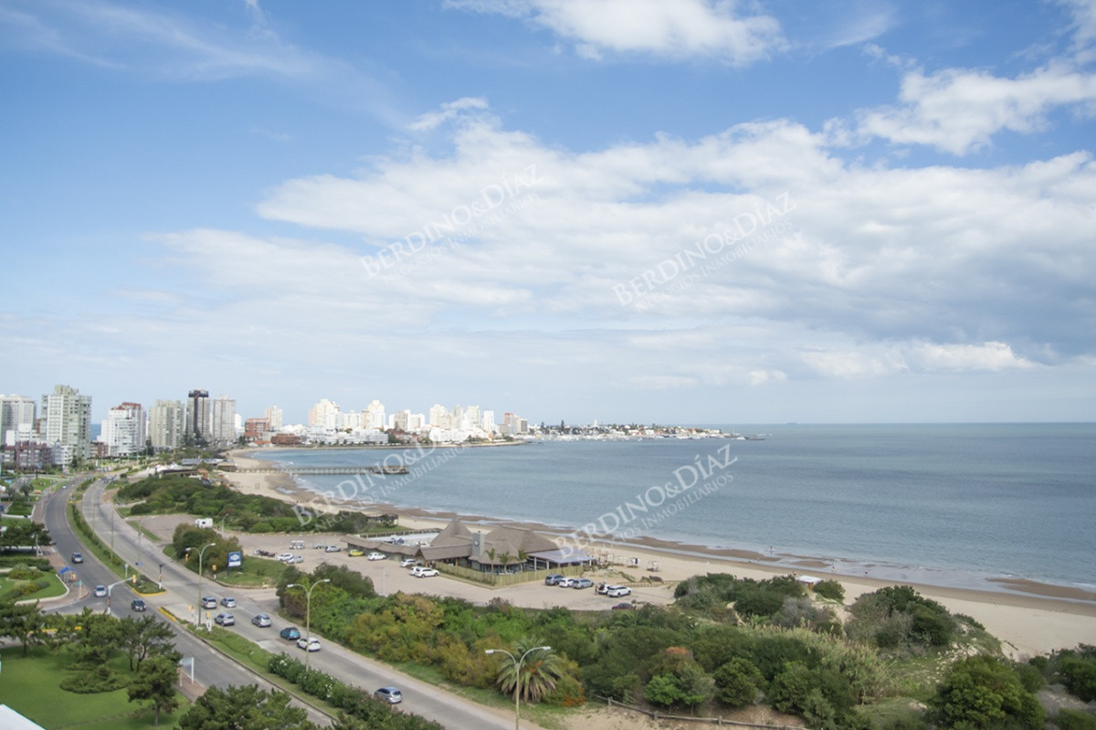 Apartamento ID.1851 - Departamento en venta con amplios ambientes, en el edificio Tequendama